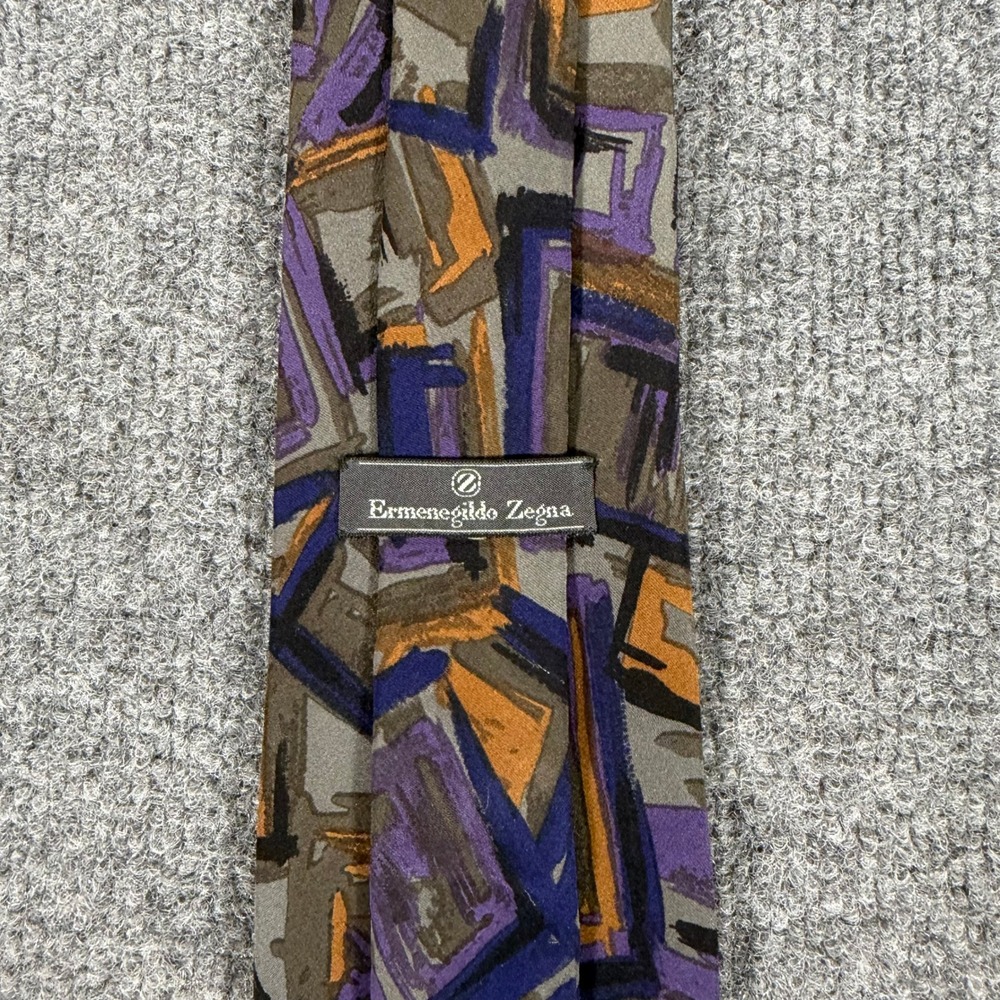 Ermenegildo Zegna Mens Silk Tie Abstract Geometric Purple Made in Italy #4928